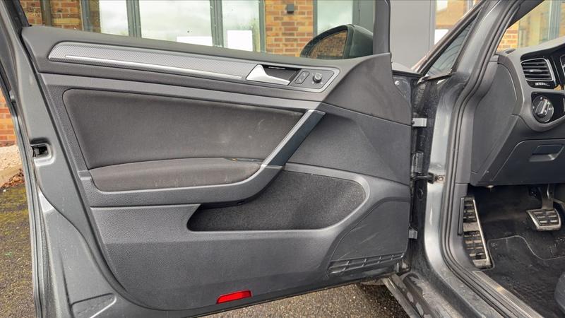 Volkswagen Golf 1.4 Tsi 150 Dsg7 R-Line