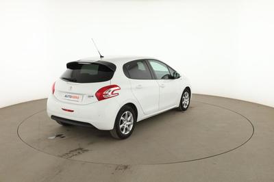 Peugeot 208 1.6 e-HDi Style 5p 92 ch