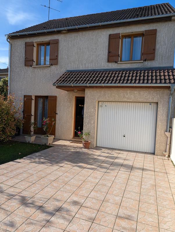 Maison - 118 m² - 5 pièces