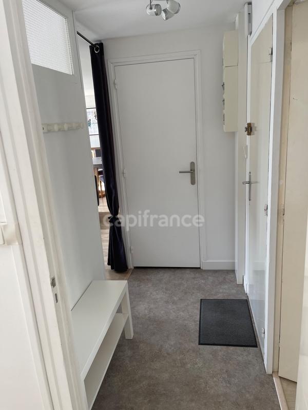 Appartement ancien - 65 m² - 3 pièces