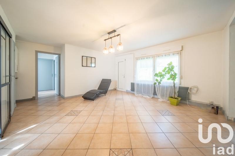 Maison - 90 m² - 5 pièces