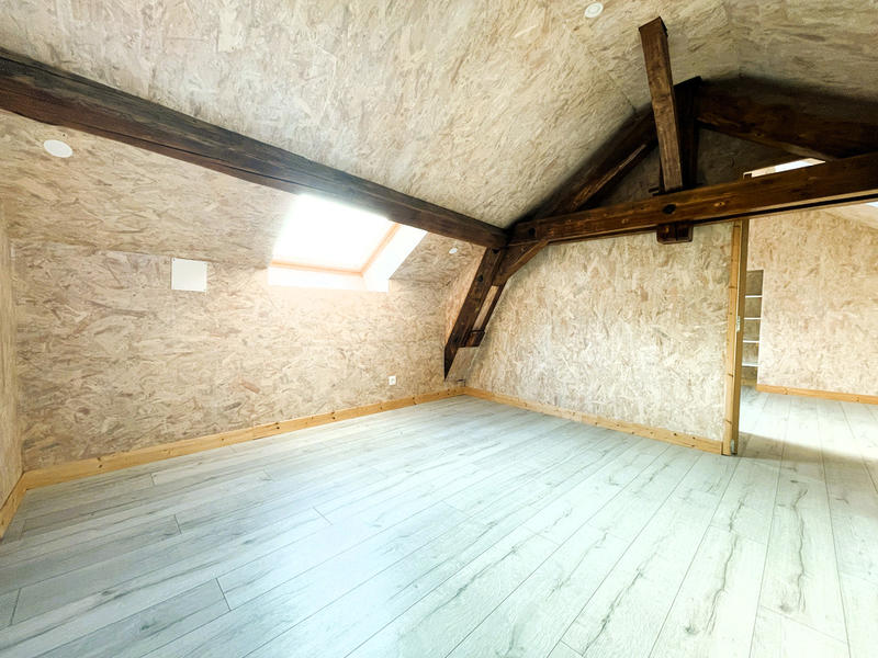 Maison de village - 95 m² - 5 pièces