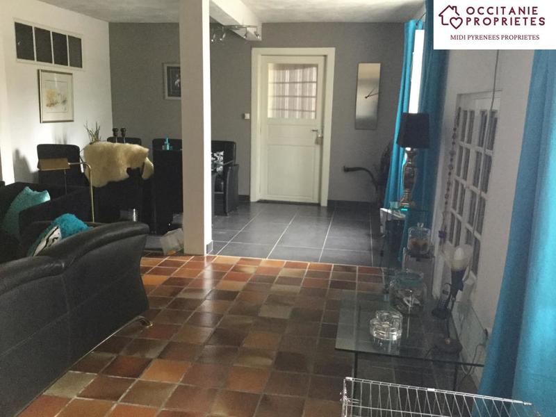 Propriété - 600 m² - 14 pièces