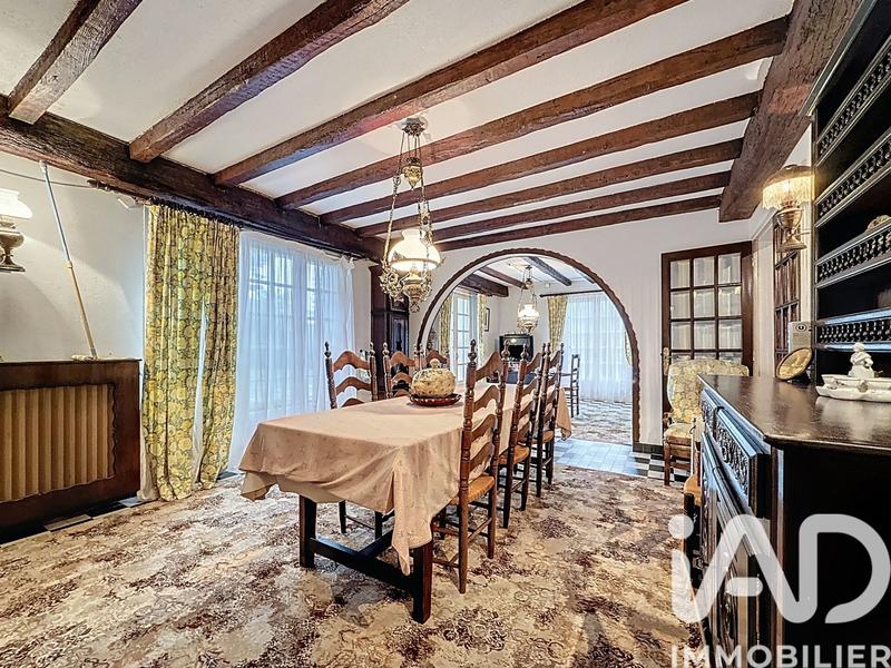 Maison - 168 m² - 7 pièces