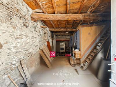 Parking / Garage - 85 m²