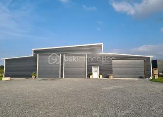 Immeuble - 670 m² - 1 pièce