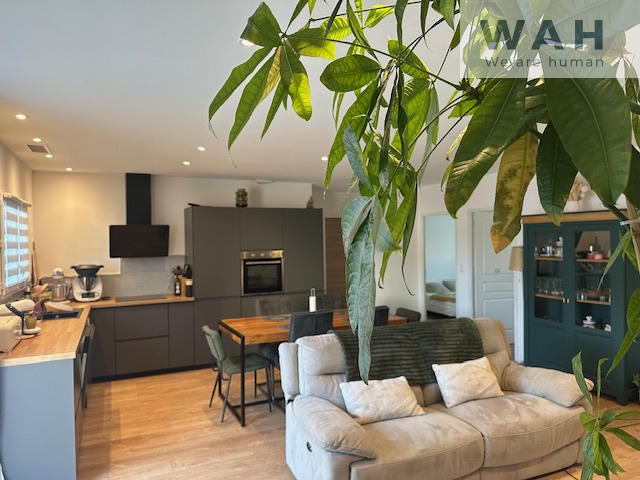 Maison - 84 m² - 4 pièces