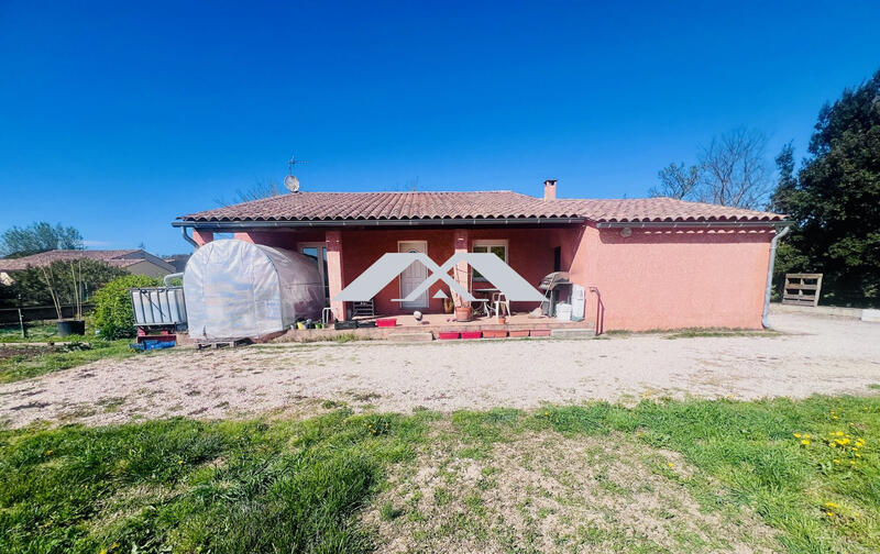 Maison - 90 m² - 4 pièces