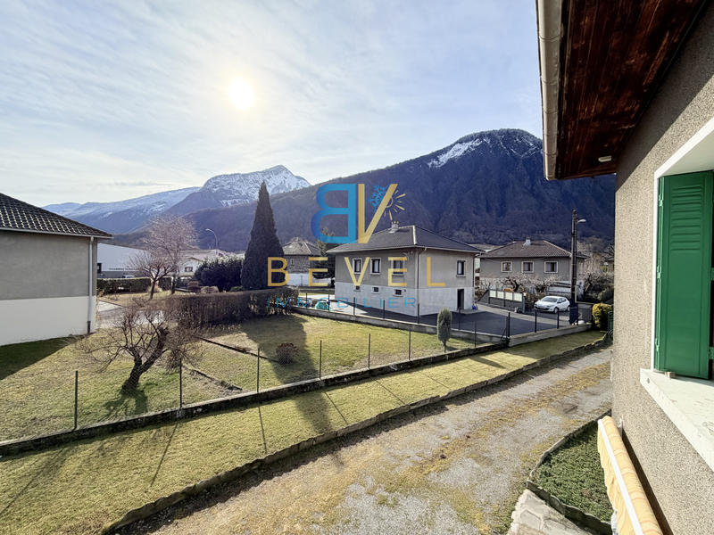 Maison - 159 m² - 5 pièces