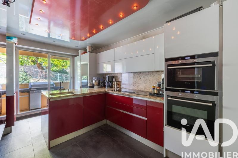 Appartement - 85 m² - 3 pièces