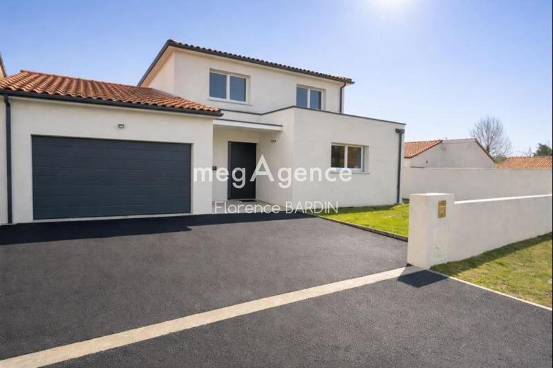 Pavillon - 141 m² - 6 pièces