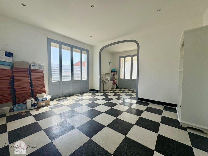 Villa - 180 m² - 7 pièces