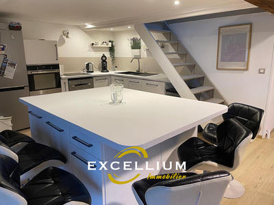 Appartement - 100 m² - 4 pièces