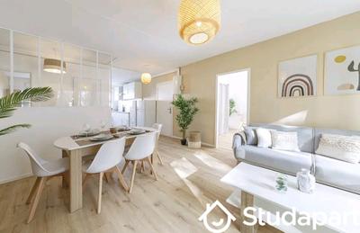 Chambre - 10 m² - 1 pièce