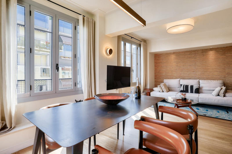 Appartement - 102 m² - 4 pièces