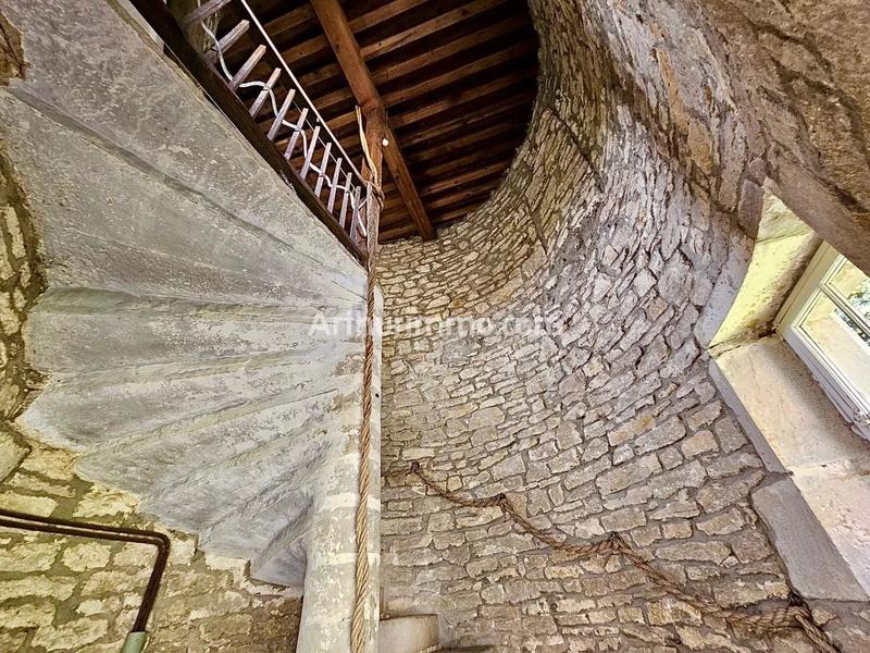 Maison - 273 m² - 11 pièces