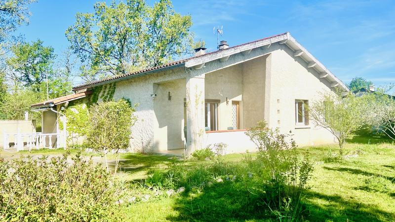 Maison - 90 m² - 6 pièces