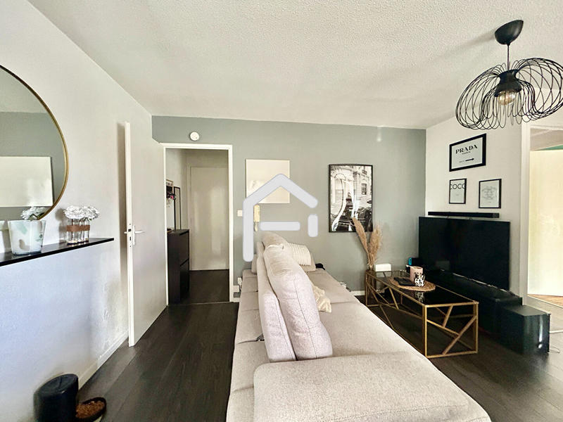 Appartement - 60 m² - 3 pièces