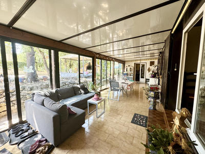 Villa - 163 m² - 6 pièces