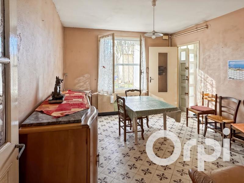 Maison - 166 m² - 7 pièces