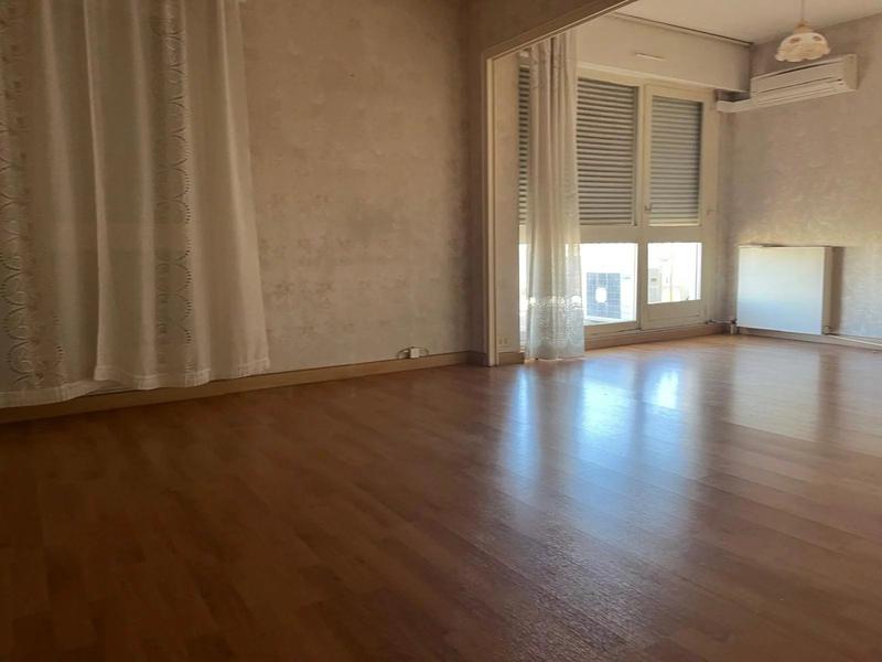 Appartement - 126 m² - 5 pièces