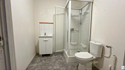 Appartement - 84 m² - 5 pièces