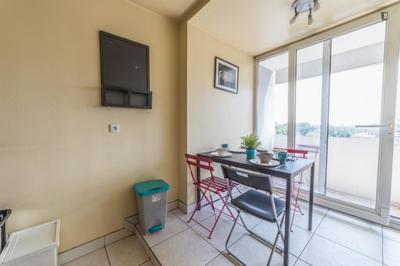 Chambre - 12 m² - 4 pièces