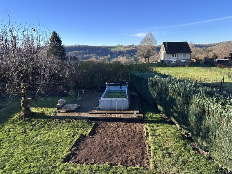 Maison - 80 m² - 5 pièces