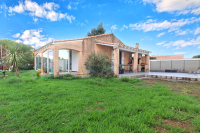 Villa - 100 m² - 5 pièces