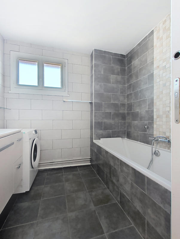 Appartement - 96 m² - 3 pièces