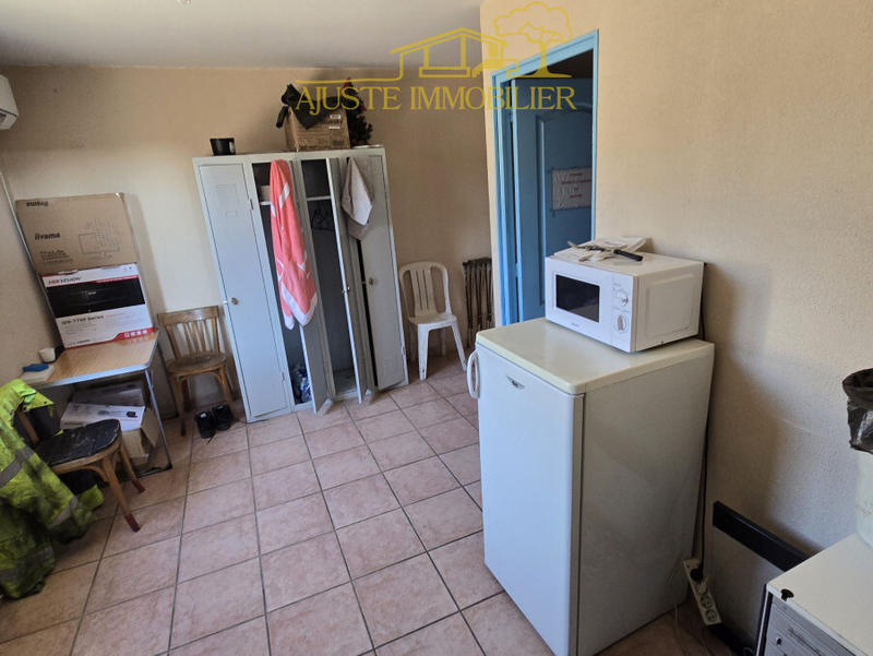 Local commercial - 465 m² - 7 pièces