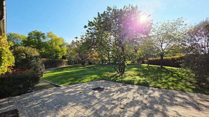 Maison - 409 m² - 13 pièces