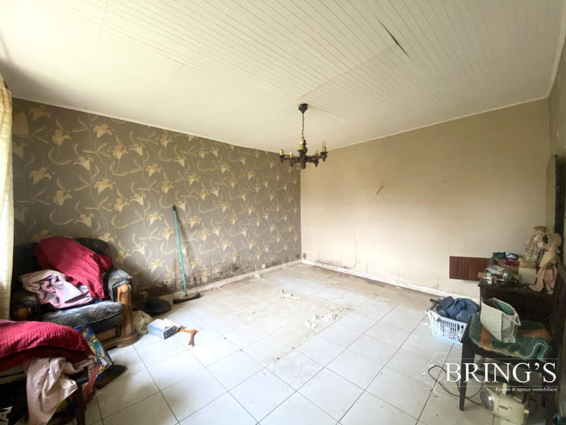 Maison - 300 m² - 6 pièces