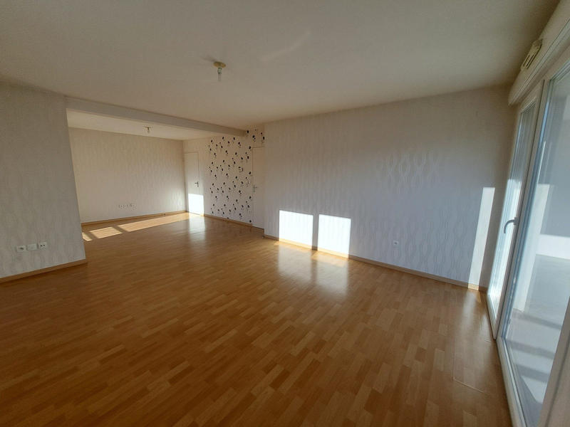 Appartement - 90 m² - 4 pièces