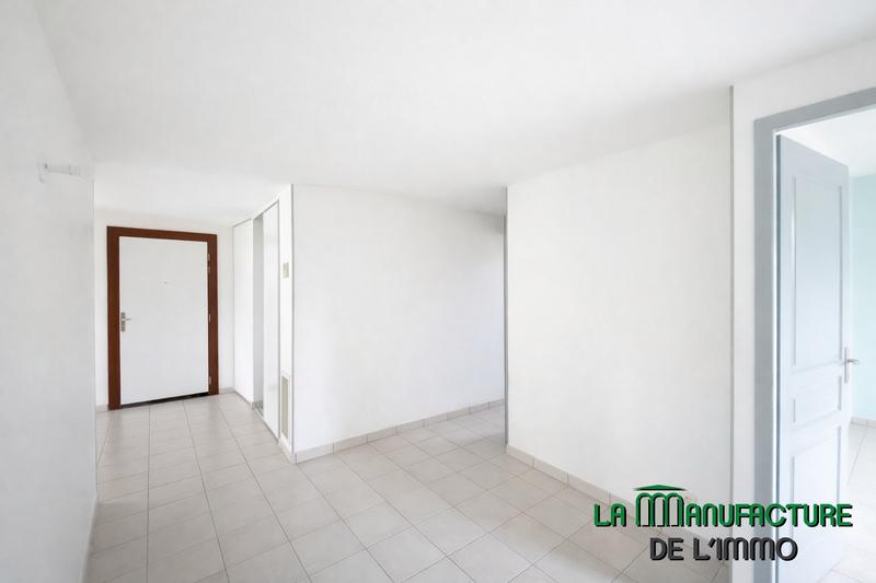 Appartement - 79 m² - 4 pièces