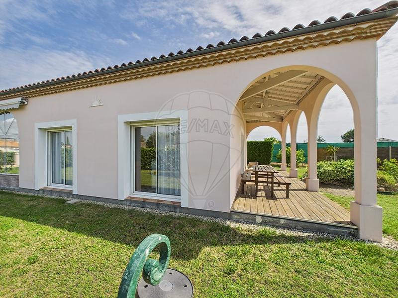 Maison - 137 m² - 4 pièces