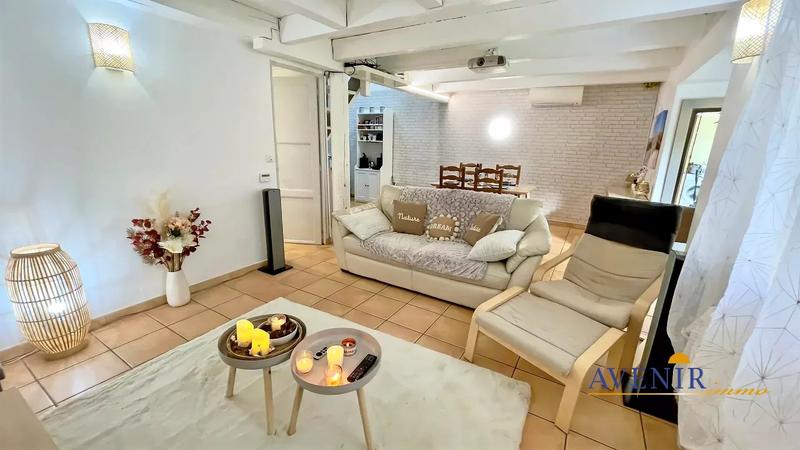 Maison - 84 m² - 5 pièces