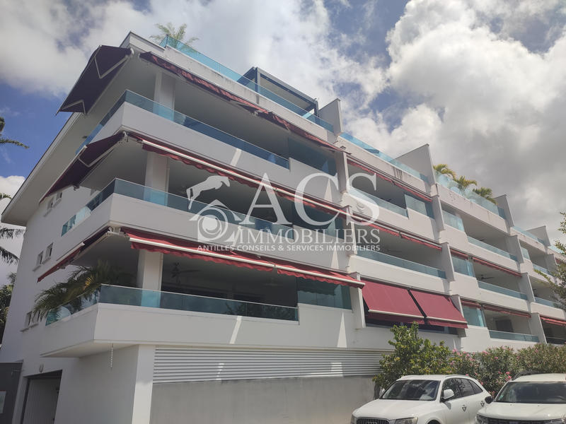 Appartement - 105 m² - 4 pièces