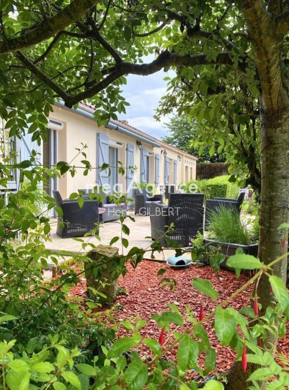 Maison traditionnelle - 103 m² - 6 pièces