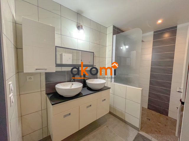 Maison - 163 m² - 4 pièces