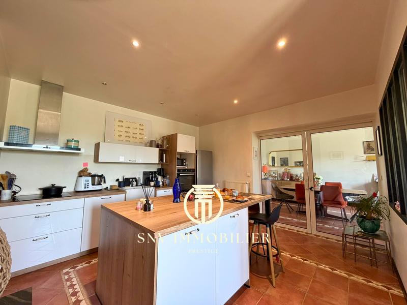 Propriété - 126 m² - 4 pièces