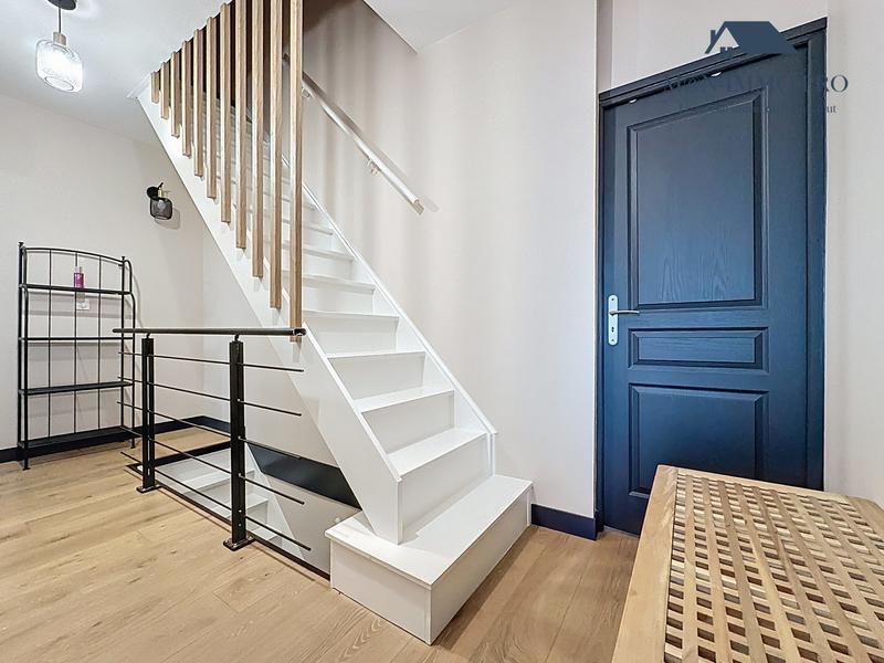 Maison - 158 m² - 6 pièces