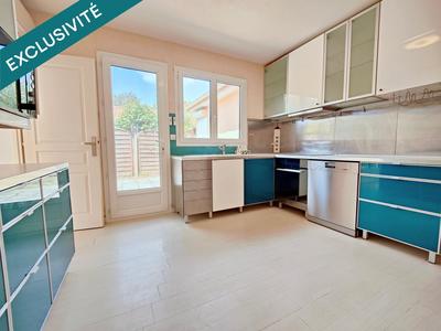 Maison - 182 m² - 8 pièces