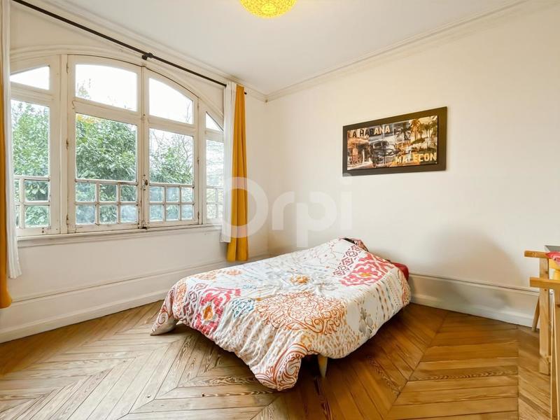 Maison d'architecte - 167 m² - 7 pièces