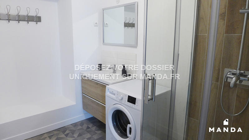 Chambre - 10 m² - 6 pièces