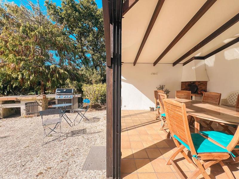 Maison - 210 m² - 8 pièces