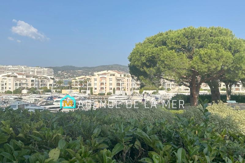 Appartement - 107 m² - 4 pièces