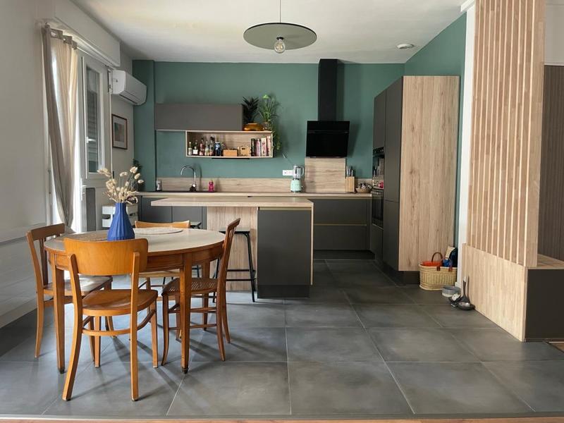 Appartement - 75 m² - 3 pièces