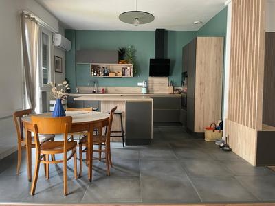 Appartement - 75 m² - 3 pièces