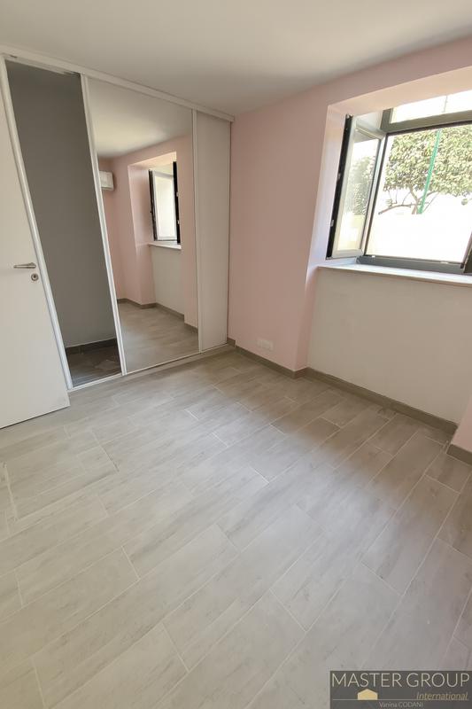 Appartement - 120 m² - 4 pièces